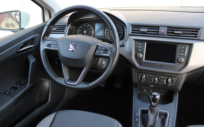 Seat Ibiza cena 46700 przebieg: 110000, rok produkcji 2019 z Kraków małe 326